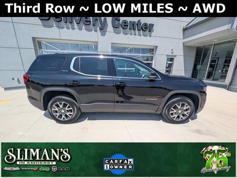 Used 2023 GMC Acadia SLE image 3
