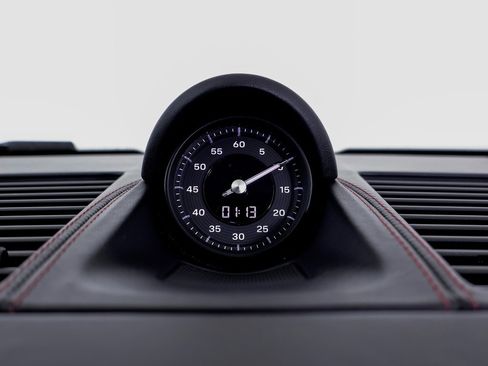 Certified 2022 Porsche 911 Carrera GTS image 15