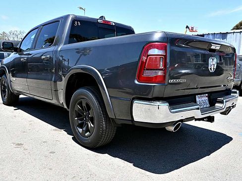 Used 2019 RAM 1500 Laramie AWD/4WD image 5