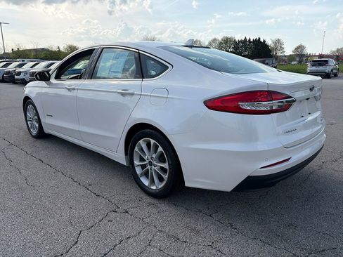 Used 2019 Ford Fusion SEL FWD image 5