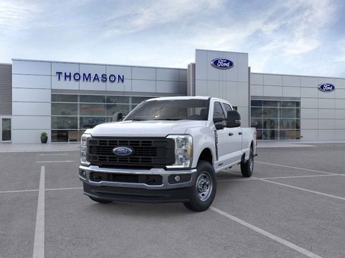 New 2026 Ford F250 XL w/ XL Chrome Package image 2