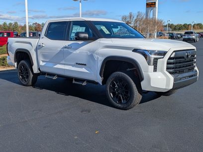 New 2026 Toyota Tundra SR5