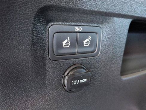 Used 2021 Kia Telluride S FWD image 11