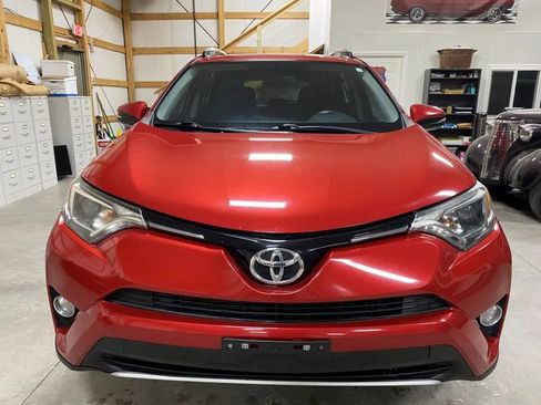 Used 2016 Toyota RAV4 XLE image 2