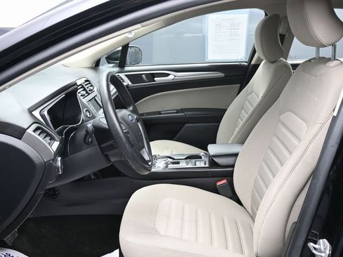 Used 2018 Ford Fusion S image 14