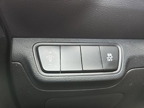 Certified 2023 Kia Forte LXS FWD image 19
