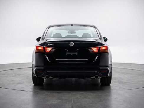 Used 2025 Nissan Altima 2.5 SV image 7