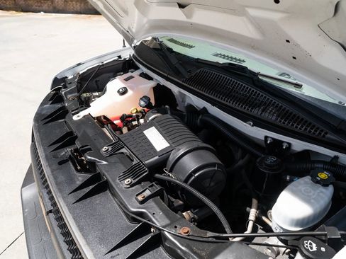 Used 2007 Chevrolet Express 1500 RWD image 18