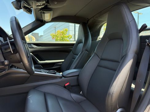 Certified 2024 Porsche 911 Targa 4 image 5