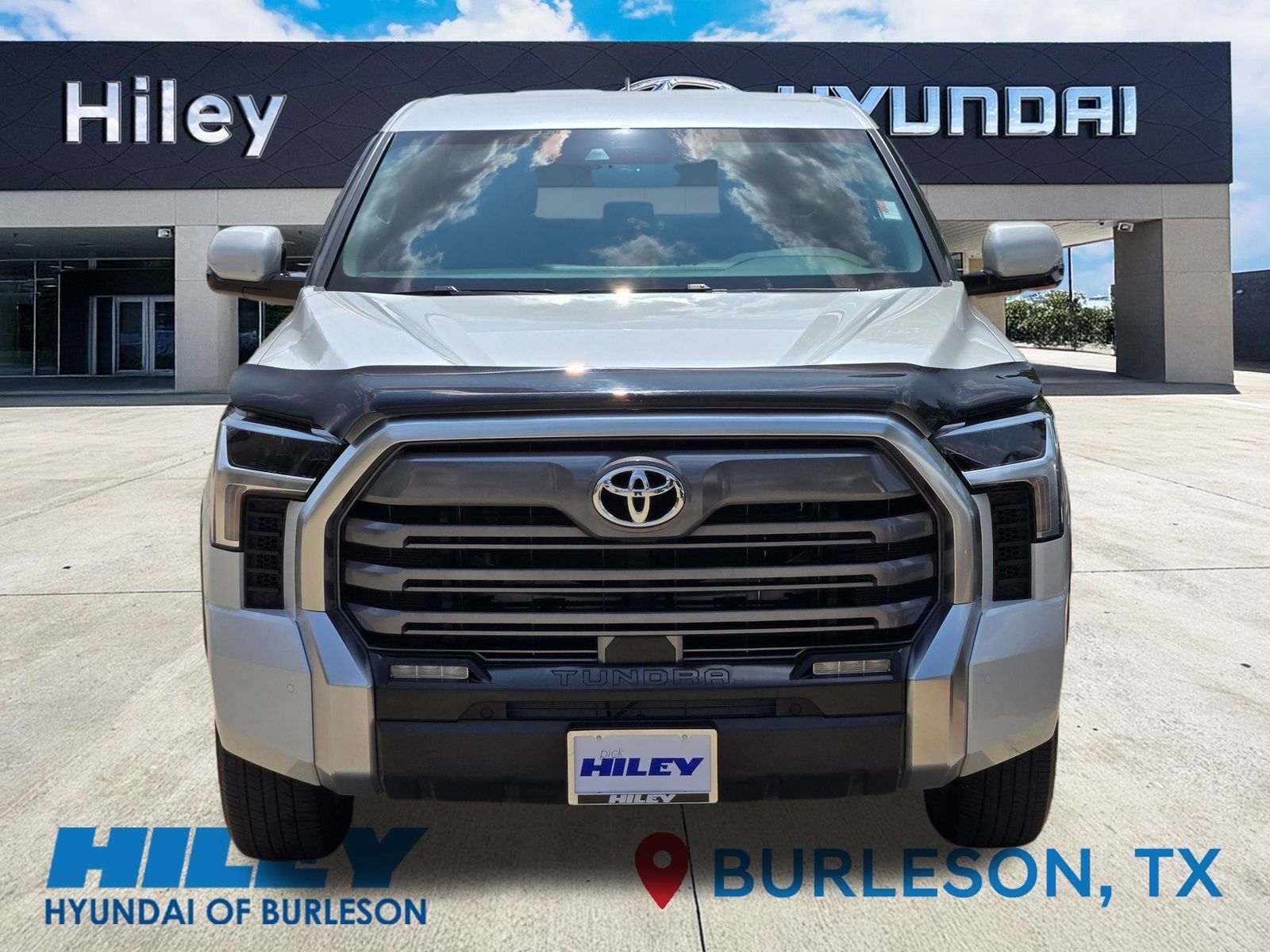 Used 2024 Toyota Tundra Limited w/ Power Package AWD/4WD image 6