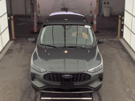 Used 2025 Ford Escape Active AWD/4WD image 7