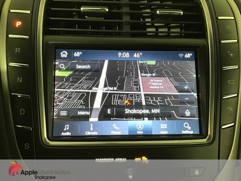 Used 2019 Lincoln Nautilus Reserve image 15