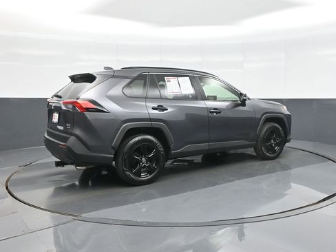 Used 2020 Toyota RAV4 XLE w/ All Weather Liner Package AWD/4WD image 9
