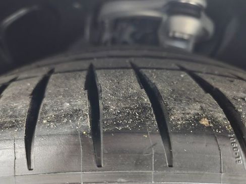 New 2026 Mercedes-Benz E 53 AMG e 4MATIC Sedan image 9