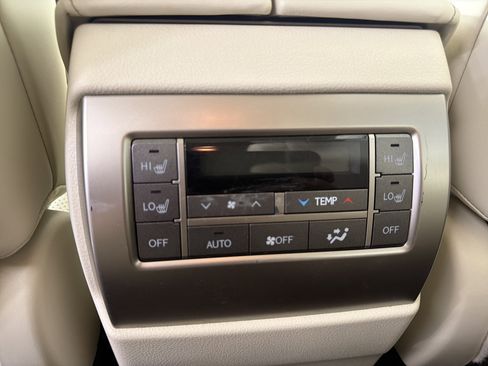 Used 2019 Lexus GX 460 Luxury w/ Sport Design Package AWD/4WD image 25