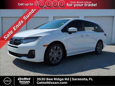 Used 2025 Honda Odyssey Touring image 1