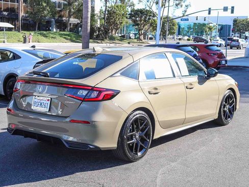 Used 2025 Honda Civic Sport image 7