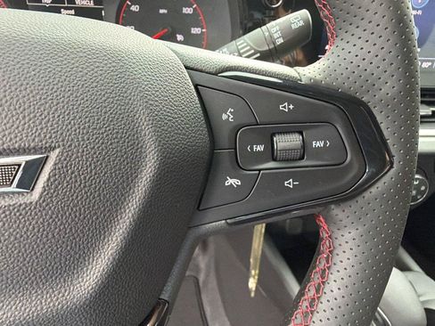 New 2026 Chevrolet Trax RS w/ Sunroof Package FWD image 23