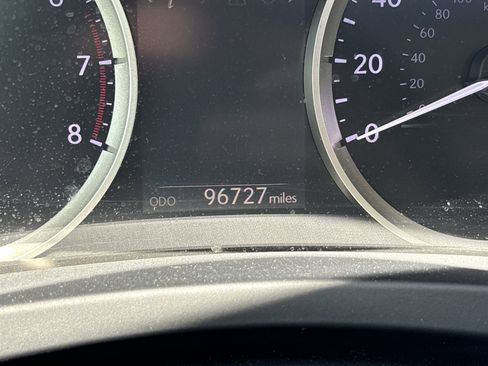 Used 2014 Lexus IS 250 w/ Premium Package RWD image 29