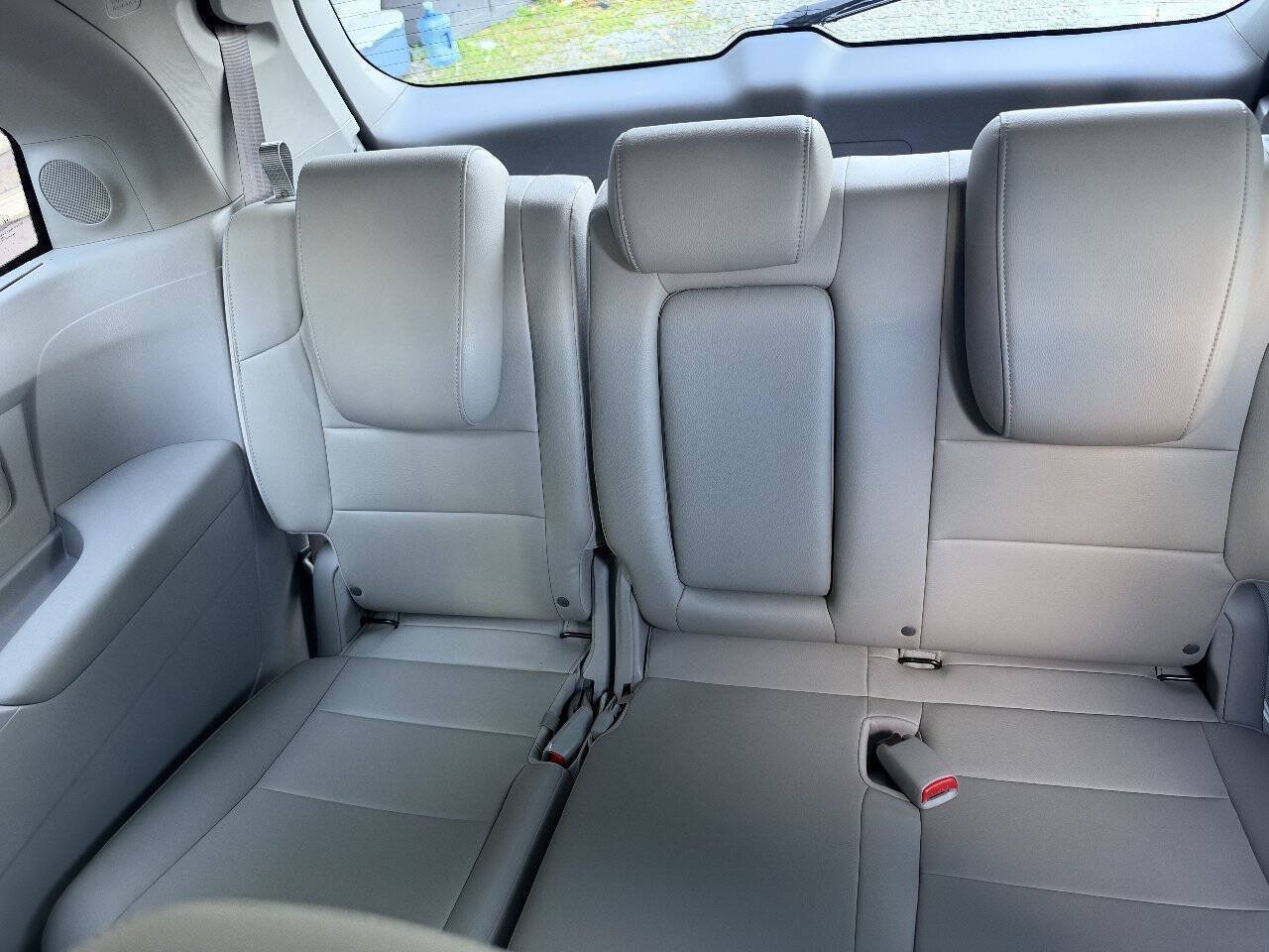 Used 2012 Honda Odyssey Touring image 14