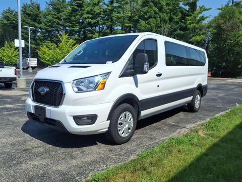 Used 2022 Ford Transit 350 XLT RWD image 5
