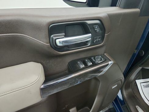 Used 2020 Chevrolet Silverado 2500 LTZ w/ LTZ Plus Package image 21