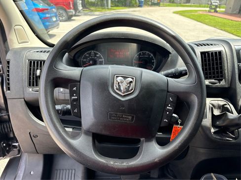 Used 2015 RAM ProMaster 2500 w/ Interior Convenience Group FWD image 16