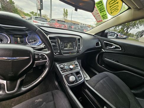 Used 2016 Chrysler 200 Limited w/ Convenience Group FWD image 19