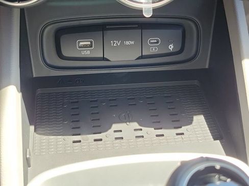 New 2026 Hyundai Venue SEL FWD image 14