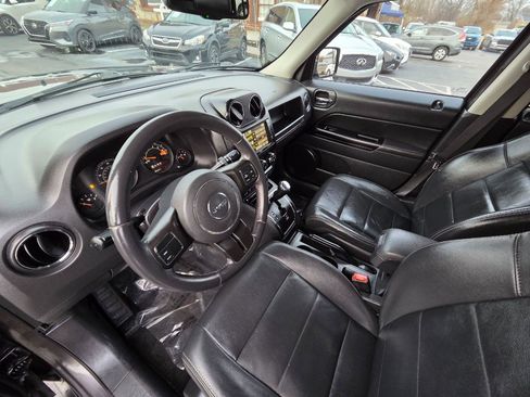 Used 2015 Jeep Patriot High Altitude image 14