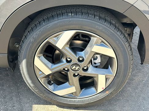 New 2026 Hyundai Venue SEL FWD image 20
