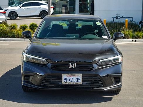 Used 2023 Honda Civic Sport image 2