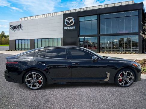 Used 2020 Kia Stinger GT2 RWD image 2