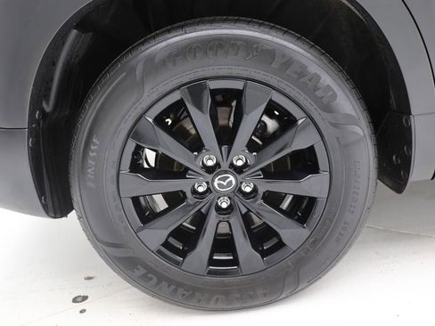 Used 2025 MAZDA CX-50 AWD 2.5 S w/ Premium Package image 9