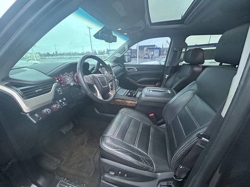 Used 2015 GMC Yukon Denali w/ Open Road Package image 19