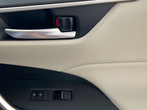 New 2025 Toyota RAV4 XLE image 32