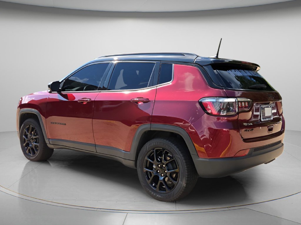 Used 2022 Jeep Compass Latitude w/ Convenience Group AWD/4WD image 6