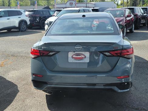 Used 2024 Nissan Sentra SR FWD image 7
