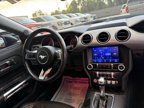 Used 2020 Ford Mustang Premium RWD image 16