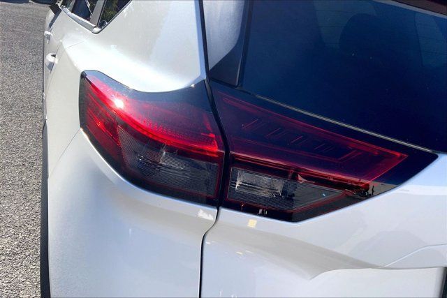 Used 2023 Nissan Rogue SV AWD/4WD image 27