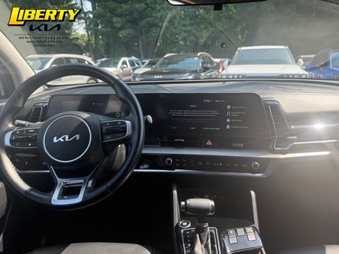 Used 2024 Kia Sportage EX AWD/4WD image 12