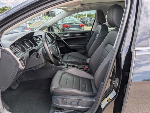 Used 2016 Volkswagen Golf Limited Edition FWD image 15