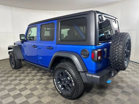Used 2023 Jeep Wrangler Unlimited w/ Cold Weather Group image 5