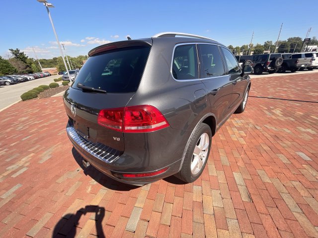 Used 2014 Volkswagen Touareg VR6 AWD/4WD image 36
