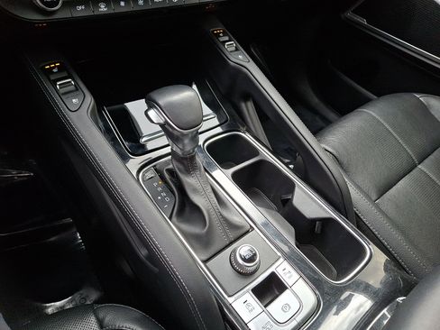 Used 2021 Kia Telluride EX w/ EX Premium Package image 16