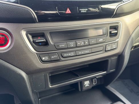 Used 2021 Honda Ridgeline Sport image 35