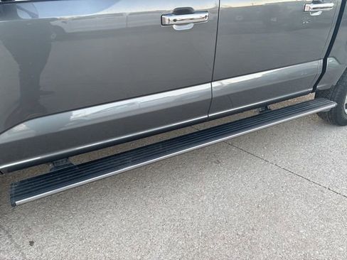 Used 2023 Ford F150 Lariat w/ Equipment Group 502A High image 6