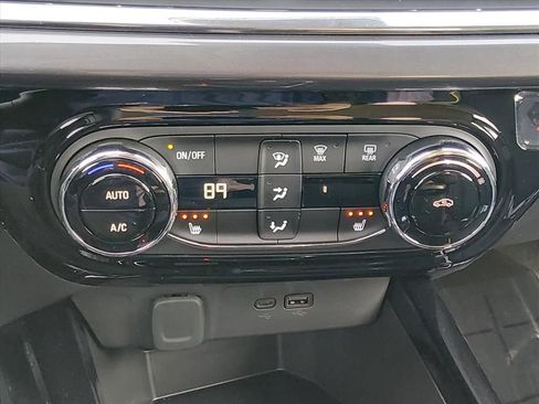 New 2026 Chevrolet Trax ACTIV w/ Driver Confidence Package FWD image 16