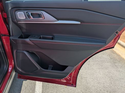 New 2026 Ford Explorer ST AWD/4WD image 36