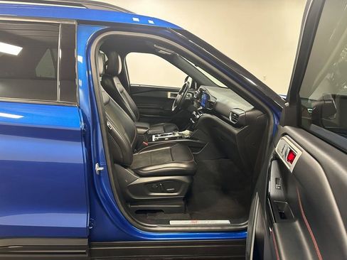 Used 2022 Ford Explorer ST-Line w/ Class IV Trailer Tow Package image 93